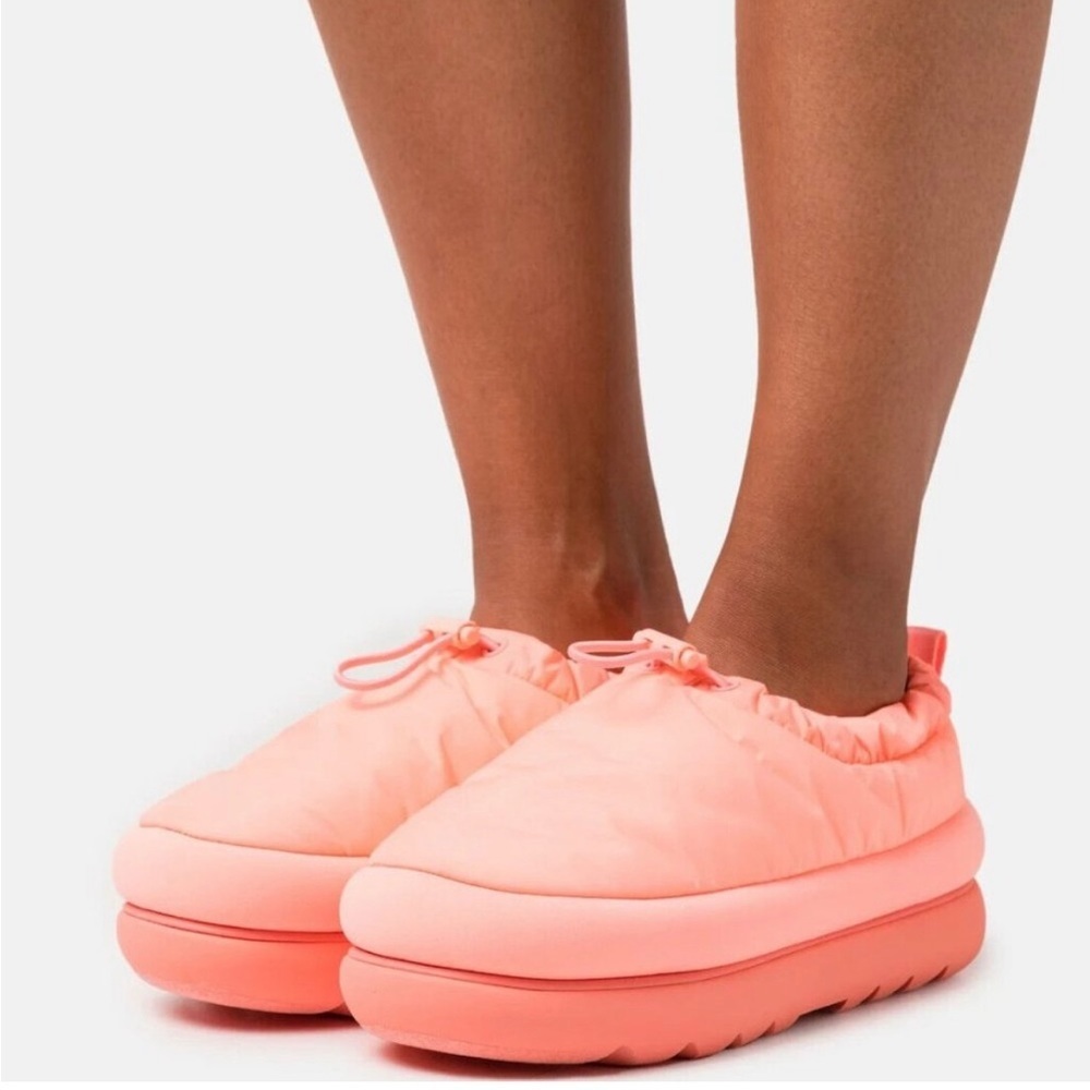 Ugg Maxi Clog women size 6